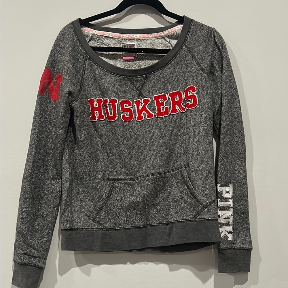 PINK Victoria's Secret Gray Huskers Women's Top